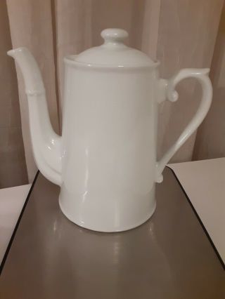 Apilco,  France White Porcelain Coffee/teapot