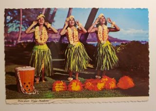 Vintage Postcard Hi Hawaii Hawaiian Hula Maidens Girls Dancers Waikiki