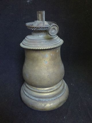 Vintage/antique Brass Kerosene Oil Lamp W/ P & A Mfg Co Burner