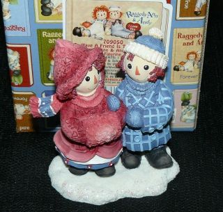 Enesco Raggedy Ann & Andy Figurine To Have A Friend Is To Be Happy 709050 Mib