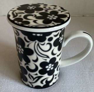 Night & Day Tea Cup From Vera Bradley For Barnes And Nobles Black White With Top
