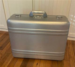 Vintage Zero Halliburton Attaché Suitcase Silver Aluminum Briefcase Combo Lock