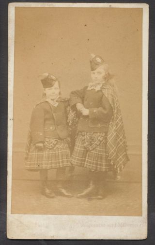 Cdv4007 Victorian Carte De Visite: 2 Boys In Highland Dress,  Earl,  Worcester
