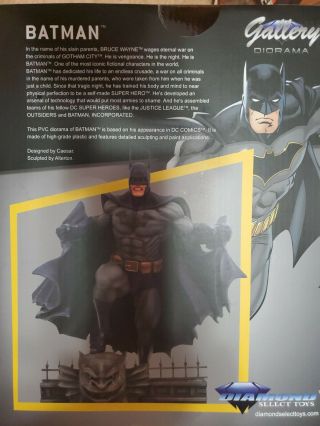 Diamond Select Toys Dc Gallery: Batman 10 " Pvc Figure In Display Box