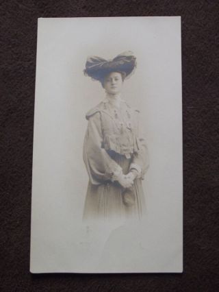 Well Dressed Young Woman With Large Lace & Bow Hat Vintage Real Photo Postcard