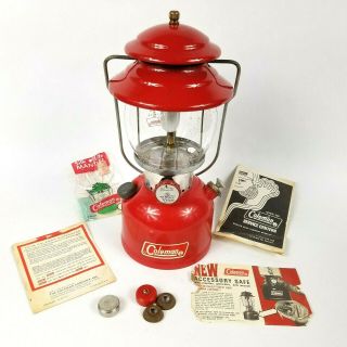 Vintage 1972 Coleman Red Model 200a Single Mantel Gas Lantern Dated 5 - 72