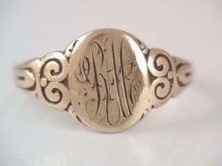 Antique Victorian 10k Gold Signet Ring Ornate Carved Design Sz.  6 1/2
