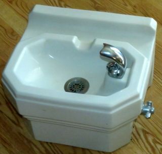 Vintage 1937 Drinking Water Fountain Art Deco Porcelain Wall Mount By Standard