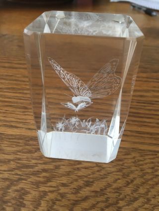 Crystal Clear Glass Cube Paperweight 3 - D Laser Etched Butterfly With Flowers