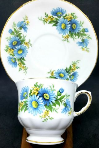 Queen Anne Bone China Blue Floral 2.  5 " Tea Cup And 5 " Saucer Set Made In England