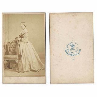 Cdv Victorian Lady Carte De Visite By Rodger Of St Andrews