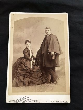 Cabinet Card Photograph Of Woman And Man In Cloak With Top Hat - Handsome Couple
