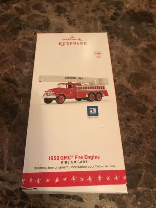 Hallmark 2016 Fire Brigade 1959 Gmc Fire Truck Ornament