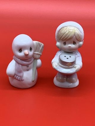 Precious Moments Snowman And Little Girl W/ Top Hat Salt And Pepper Shakers 1994