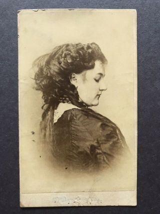 Rare Antique Pretty Woman With Her Back Turned Civil War Era Cdv Photo