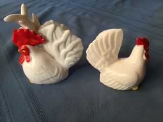 Vintage white chickens,  Rooster & Hen,  Salt And Pepper Shakers (4 
