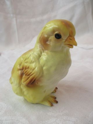 Vintage Lefton Ceramic Yellow Baby Chick Figurine Head Turned