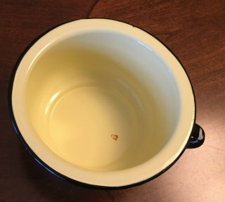 Vintage Yellow With Black Trim Enamel Ware Childs Chamber Pot With Handle 2