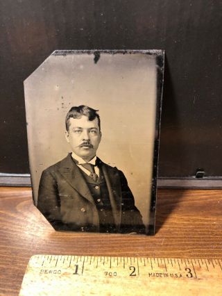 Antique Vintage Civil War Era Man Tintype Tin Type Photo Photograph