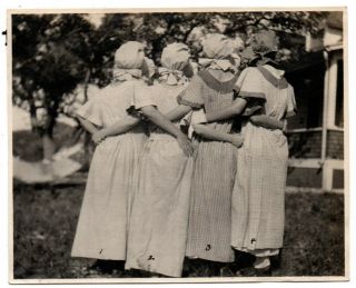 Four Women Woman Bonnets Back To Camera Unusual Weird Vintage Snapshot Photo