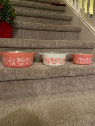 Set Of 3 Vtg Pyrex Pink Gooseberry Cinderella Nesting Mixing Bowls & Glass Lids
