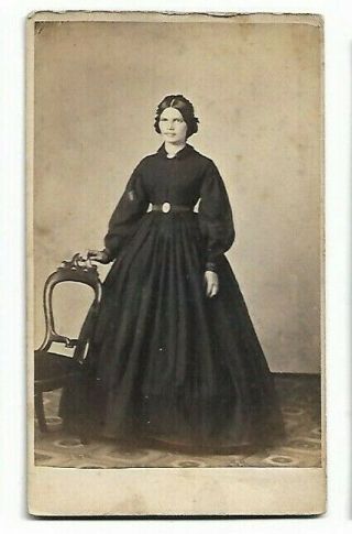 Vintage Cdv - Unidentified Woman,  Photo By Mcbride,  Philadelphia,  Pa (3384)