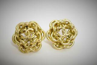 Authentic Rare Chain Link Vintage Chanel Logo Clip On Earrings Verified