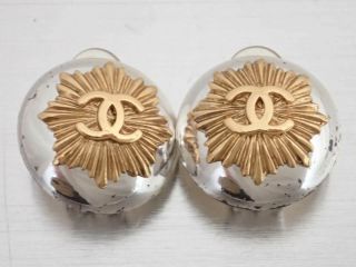 Auth Chanel Cc Logo Vintage 96a Clip - On Round Earrings Silver/goldtone - E39726