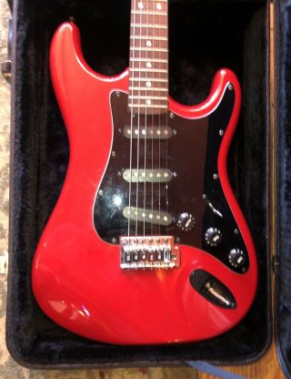 Vintage Hondo Electric Guitar Fame Series 760 Red W/case C1980s Beauty