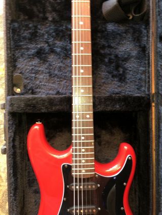 Vintage HONDO ELECTRIC GUITAR FAME SERIES 760 RED W/CASE c1980s BEAUTY 2