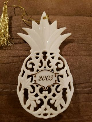 2003 Lenox Pineapple Ornament With Gold Trim Christmas
