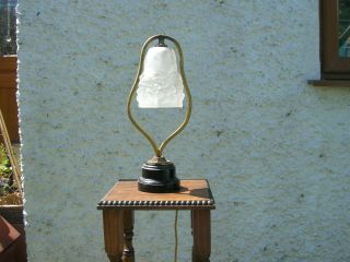 French Art Deco Table Lamp With Degue Shade