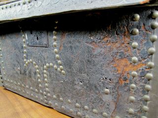 Antique Early 19th C.  English Brass Tack Studded Leather & Wood Stagecoach Trunk 5