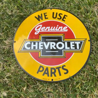 Vintage “chevrolet Service Parts” Porcelain Metal Gas And Oil Pump Sign
