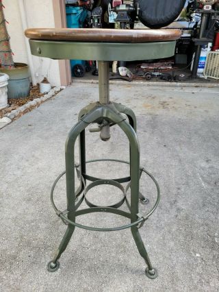 Vintage Metal Adjusting Drafting Stool With Swivel Seat