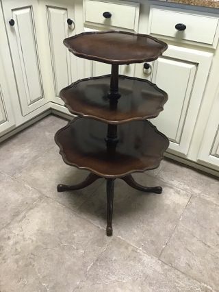 Antique English Style 3 Tier Dumbwaiter Pie Crust Side Table Electrohome