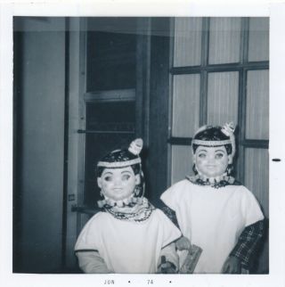 M21 Vintage Photo Snapshot 3.  5 Halloween Kids Dressed As American Indians Non Pc