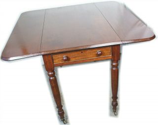 Antique / Vintage Mahogany Large Pembroke Style Drop Leaf Table W/drawer