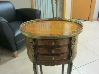 French Louis Xv Style Vintage Marquetry Oval Night Stand End Table Bouillotte