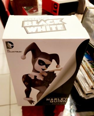 DC Collectibles Batman Black and White Statue HARLEY QUINN by Bruce Timm - 2nd Ed. 2