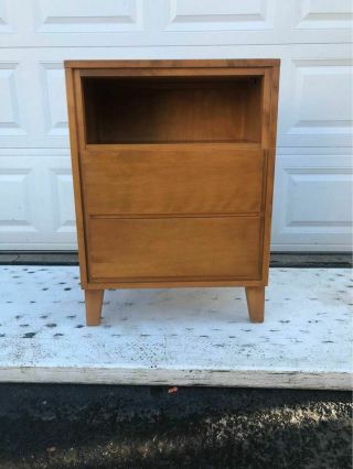 Leslie Diamond For Conant Ball Chest/nightstand/side Table.