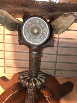 Antique (1897 - 1921) Wood Banker ' s Chair Swivel Heywood Wakefield Co Cast Iron 3