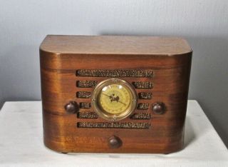 Antique Detrola Vintage Tube Radio Restored And