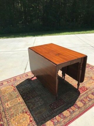 Henkel Harris Cherry Table and 6 Chairs 3