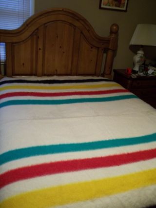 Vintage Wool Hudson Bay Blanket 4 Points 68 