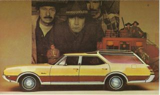 1969 Oldsmobile Vista - Cruiser Station Wagon Vtg Michigan Dealer Ad Postcard Pc