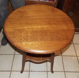 Solid Quartersawn Oak Round End Table / Lamp Table (t84)