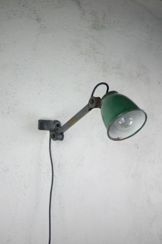 Vintage Small Mid Century Industrial Green Machinist Wall Desk Lamp Light