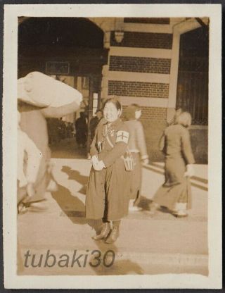 Ka3 China 1930s Photo Japanese Red Cross Nurse At Peking Railway Station