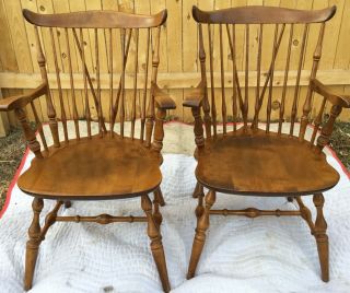 Nichols And Stone Windsor Captains Chairs Vintage/antique Local Pickup